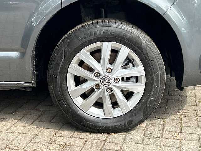 Volkswagen Transporter Kombi