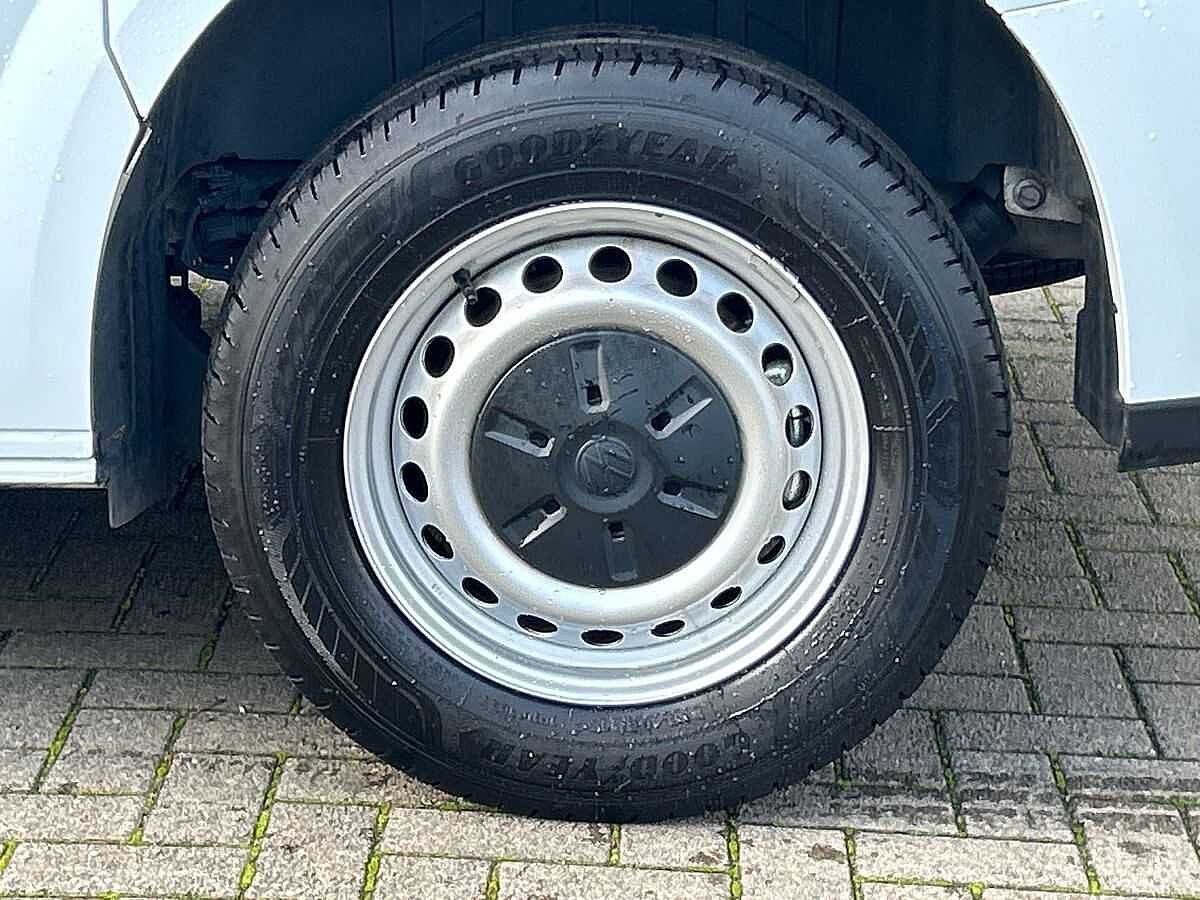 Volkswagen T7