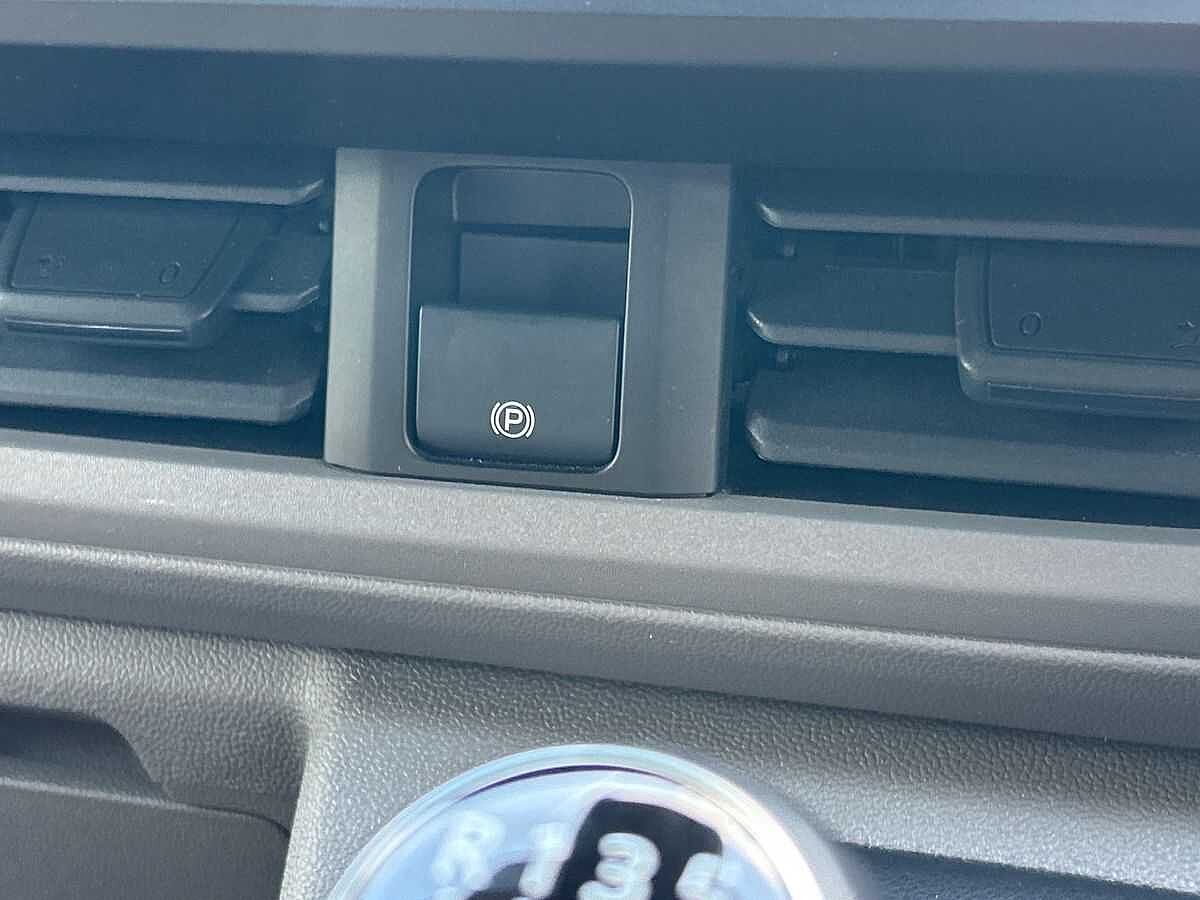 Volkswagen T7