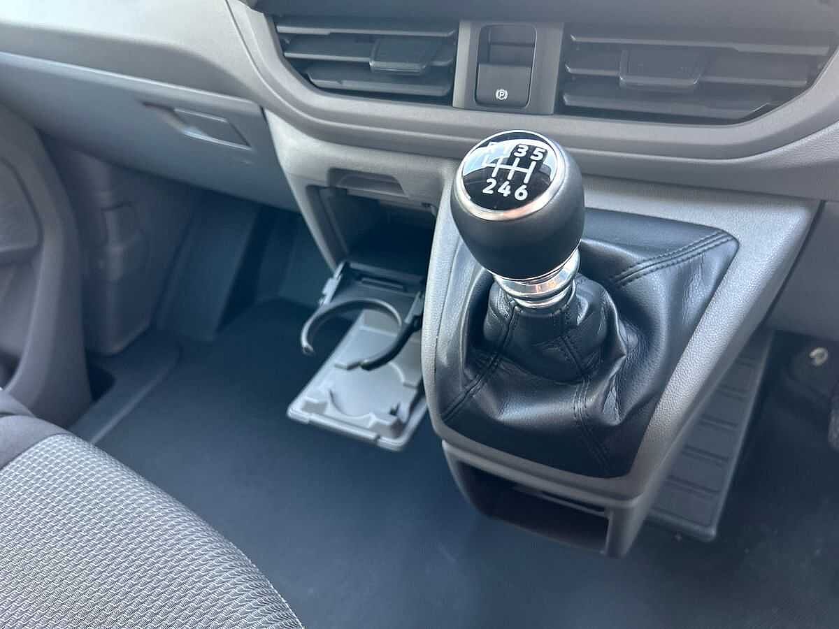 Volkswagen T7
