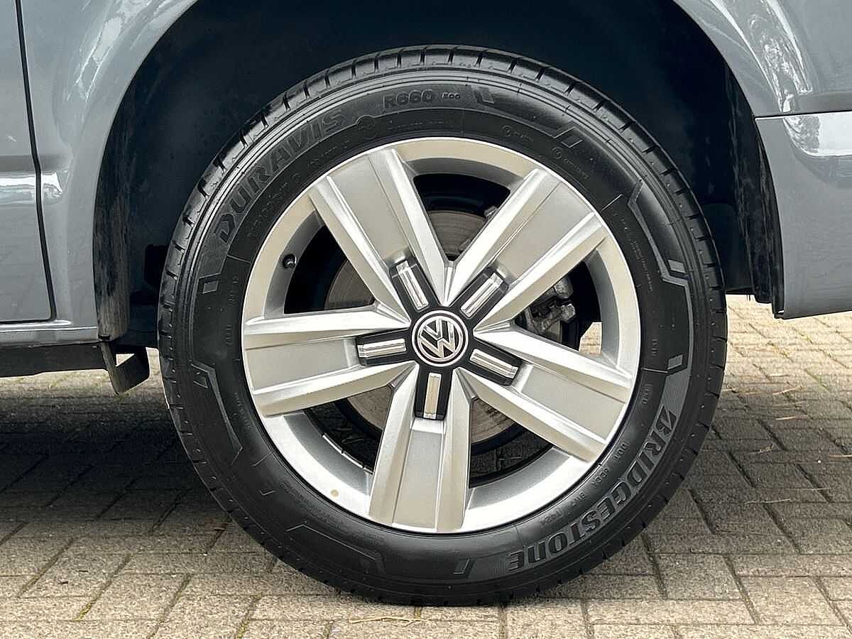 Volkswagen Transporter Kombi