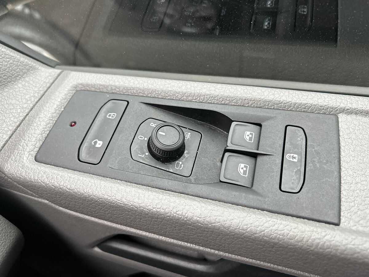 Volkswagen Transporter Kombi