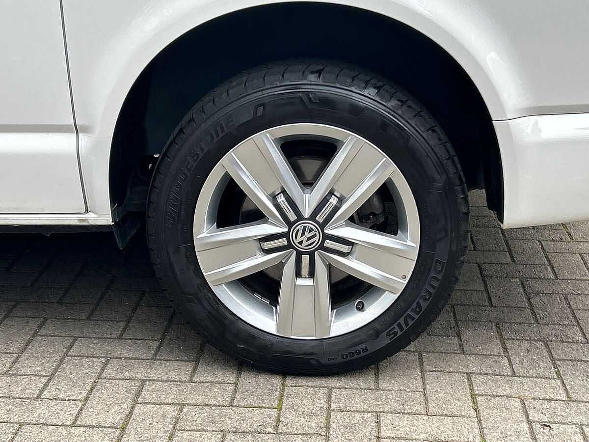 Volkswagen Transporter Kombi